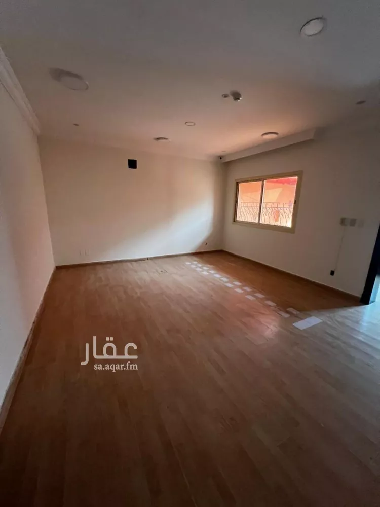 فيلا للإيجار في شارع الزهور, حي الريان, مدينة الدمام, المنطقة الشرقية صورة 4