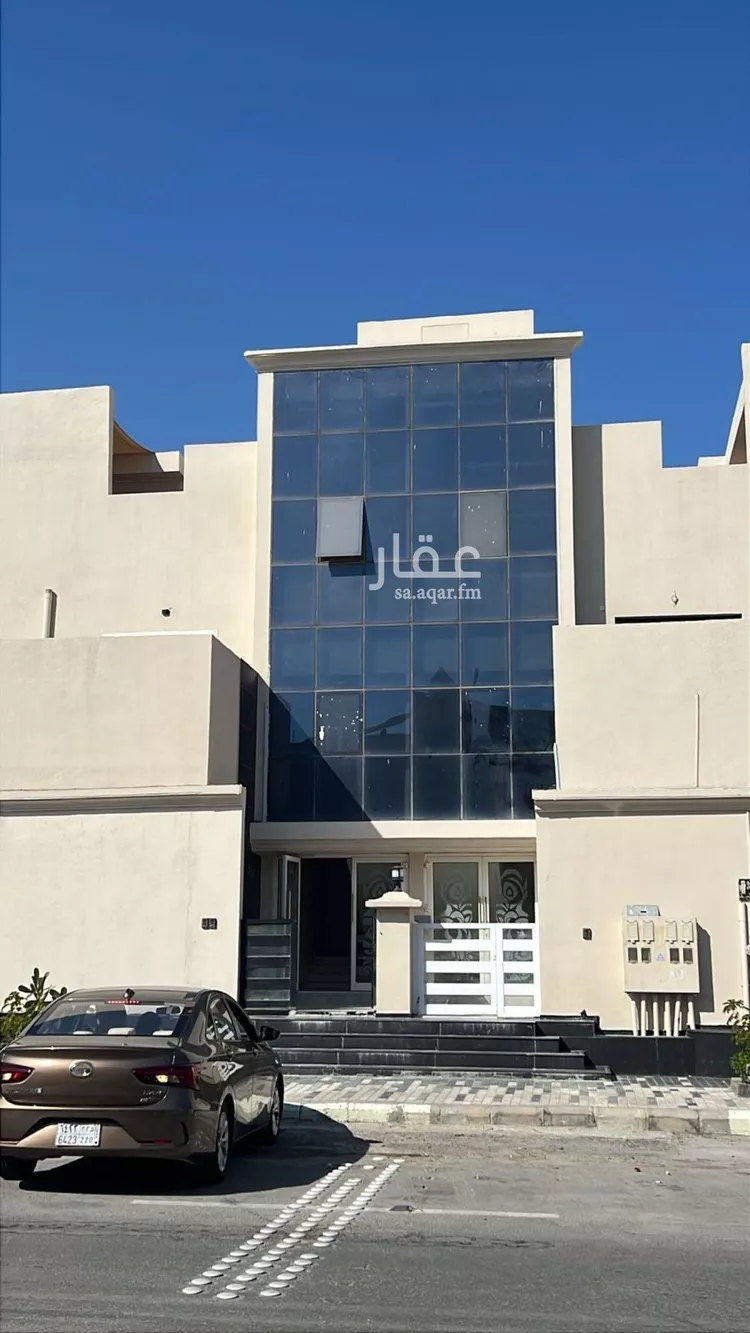 عمارة للبيع في شارع عبدالله ابن عمرو, حي الصفاء, مدينة الدمام, المنطقة الشرقية