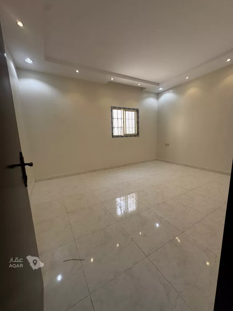 Floor for Rent in Riyadh Ash Sharq