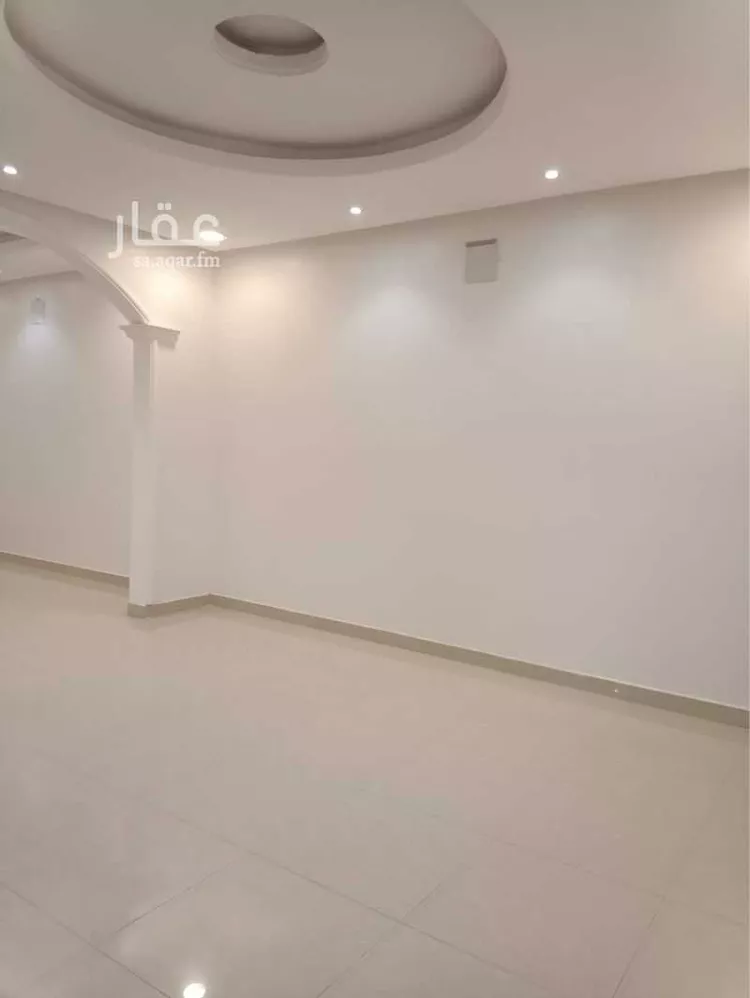 فيلا للبيع في شارع خضار, حي ظهرة لبن, مدينة الرياض, منطقة الرياض صورة 5