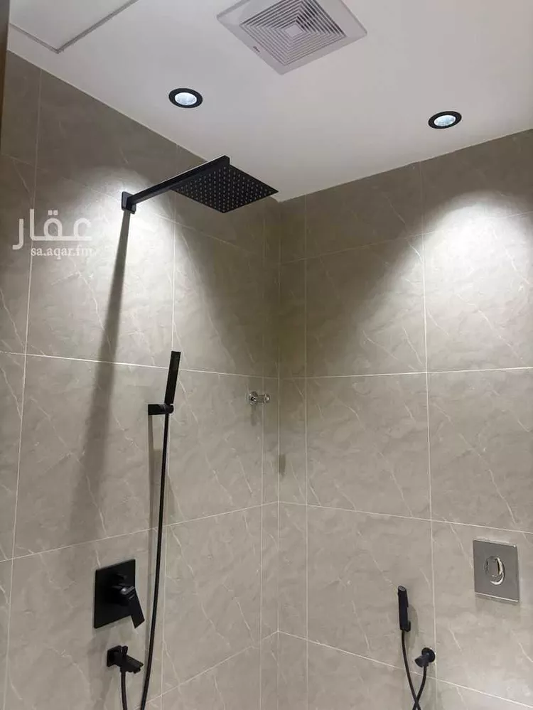 فيلا للبيع في شارع سهل بن زنجله, حي طيبة, مدينة المدينه المنوره, منطقة المدينة المنورة صورة 5