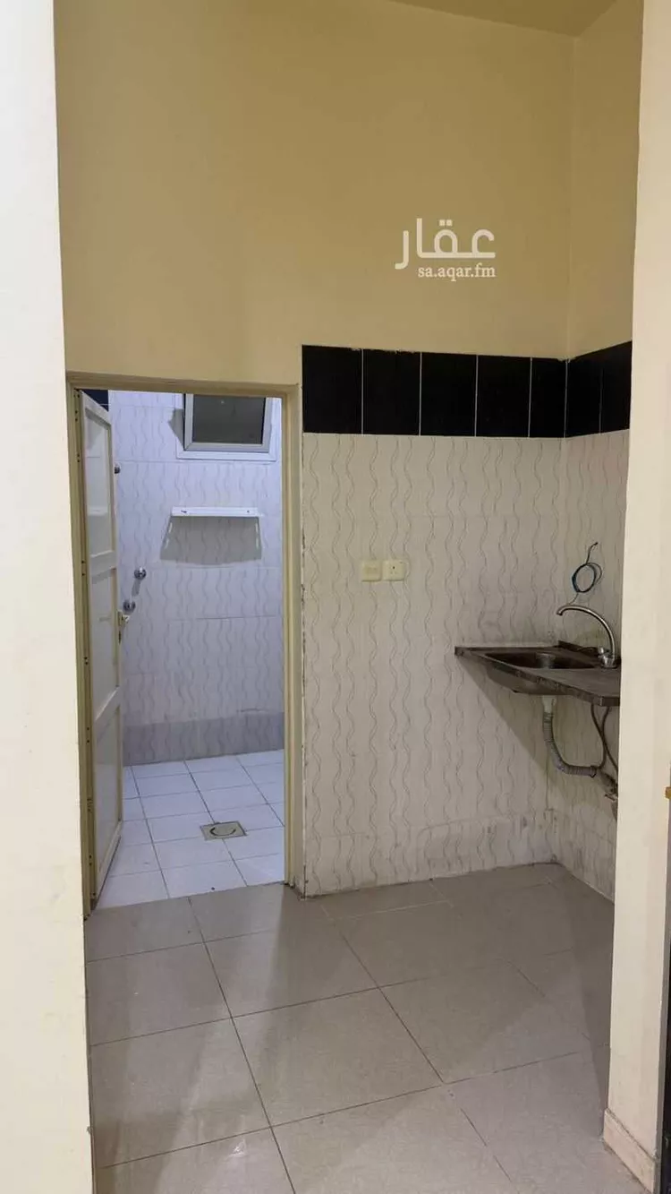مكتب تجاري للإيجار في شارع ابي تمام, حي الشفاء, مدينة الرياض, منطقة الرياض صورة 4