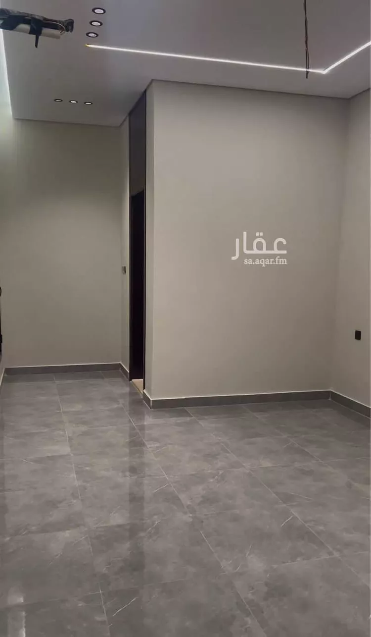 دور للبيع في شارع القرينية 371, حي القرينية, مدينة جدة, منطقة مكة المكرمة صورة 3