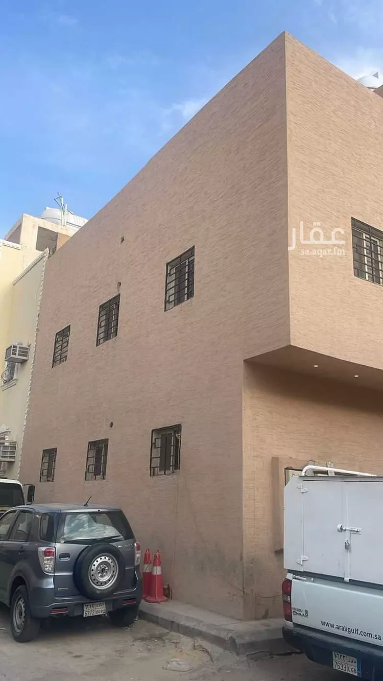 عمارة للبيع في شارع أنس الحارثي, حي عتيقة, مدينة الرياض, منطقة الرياض صورة 4