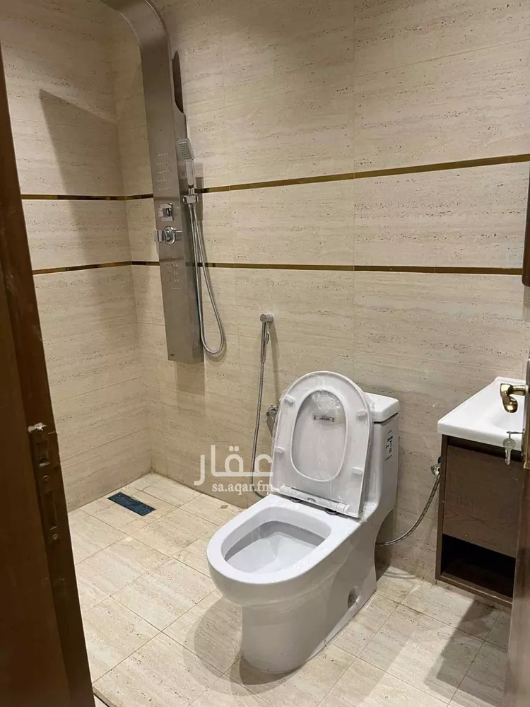 شقة للإيجار في شارع 1240637, حي الخالدية, مدينة بلقرن, منطقة عسير