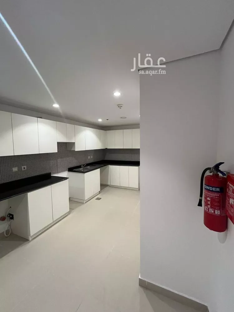 شقة للبيع في شارع طريق الكورنيش فرعي, حي الشاطئ, مدينة جدة, منطقة مكة المكرمة صورة 2