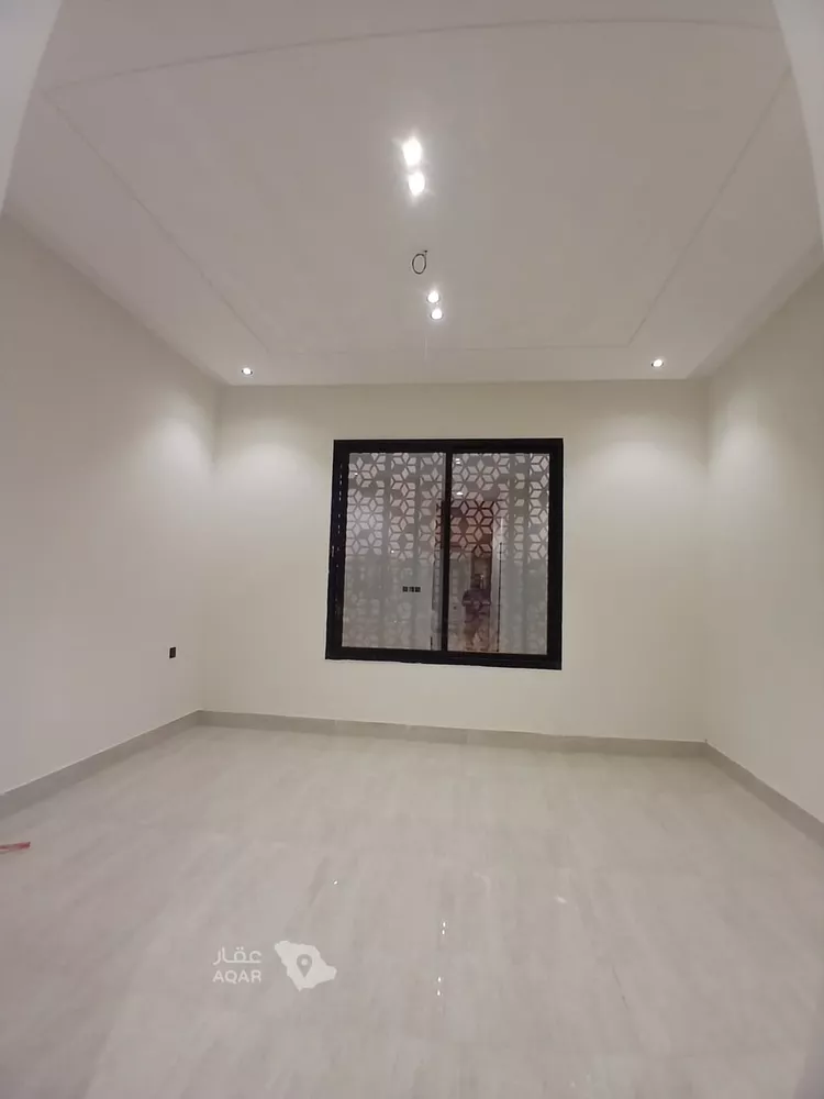 Floor for Sale in Riyadh Tuwaiq 7