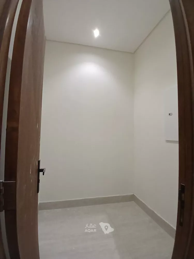 Floor for Sale in Riyadh Tuwaiq 12