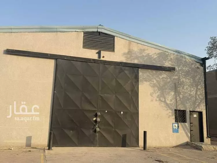 مستودع للإيجار في شارع عسيلة, حي السلي, مدينة الرياض, منطقة الرياض