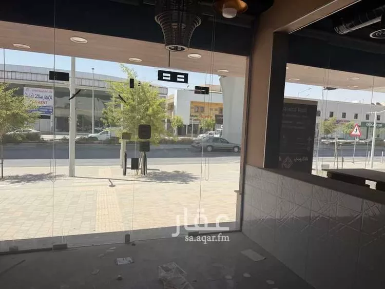 محل للإيجار في شارع المدينه المنوره, حي ظهرة البديعة, مدينة الرياض, منطقة الرياض صورة 3