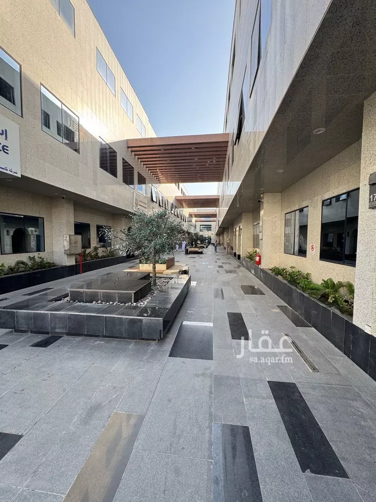 Commercial Office for Rent in Jeddah Ash Shati