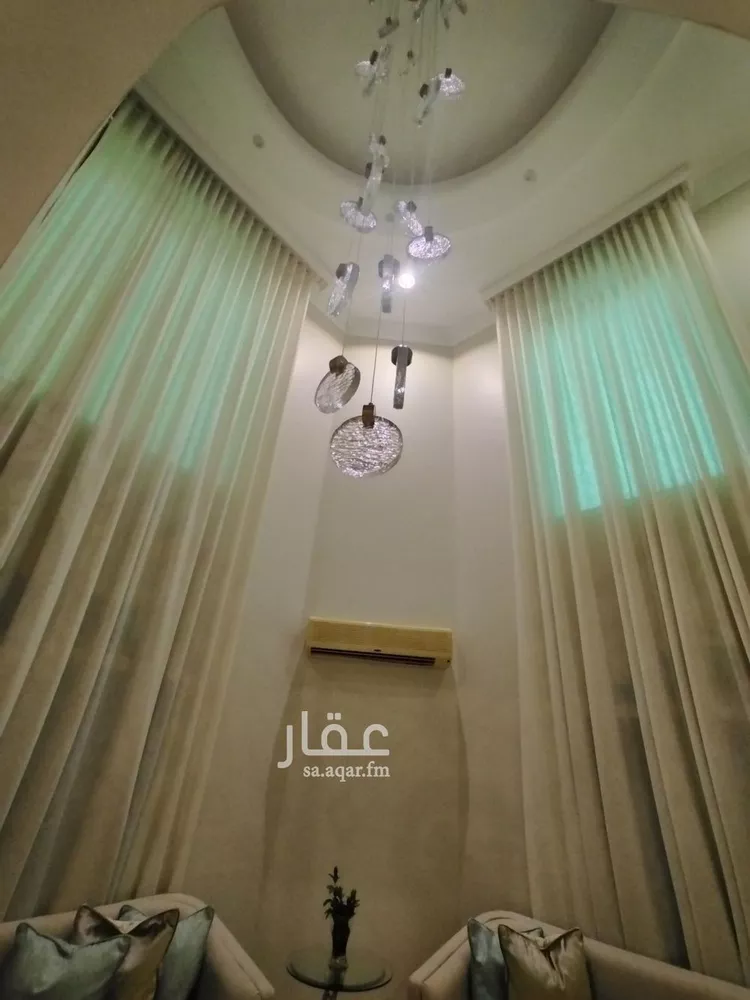 فيلا للبيع في شارع شهيد الدين ثم الوطن علي غازي الحربي, حي الشهداء, مدينة الرياض, منطقة الرياض صورة 2