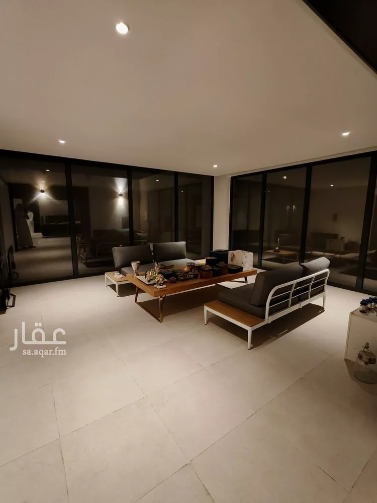 فيلا للبيع في شارع الدامه, حي العارض, مدينة الرياض, منطقة الرياض 14