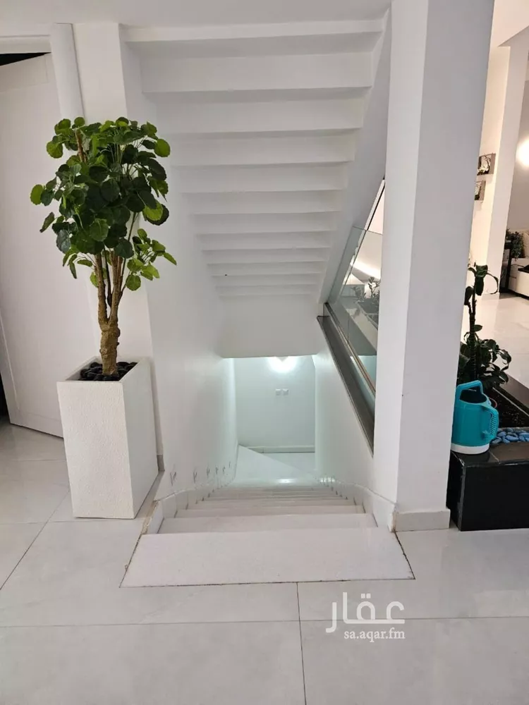 فيلا للبيع في شارع محمد العجيان, حي القيروان, مدينة الرياض, منطقة الرياض صورة 4
