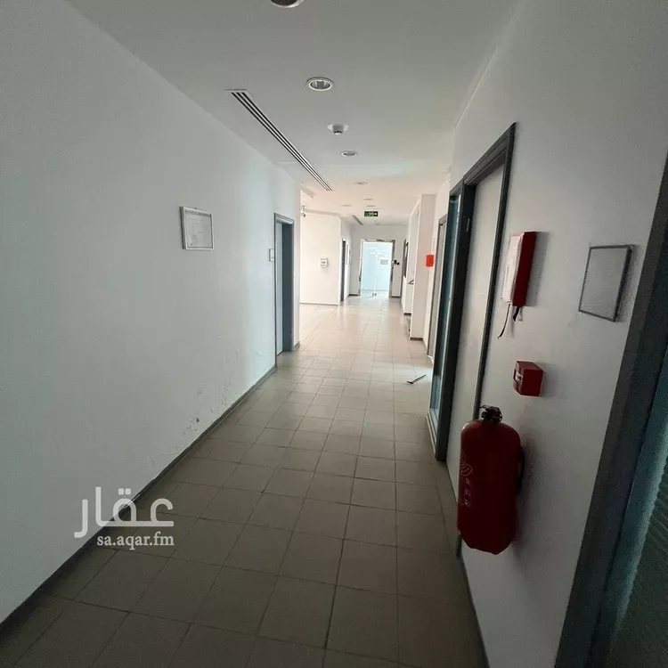 مكتب تجاري للإيجار في شارع وادي رحمة, حي غرناطة, مدينة الرياض, منطقة الرياض 16