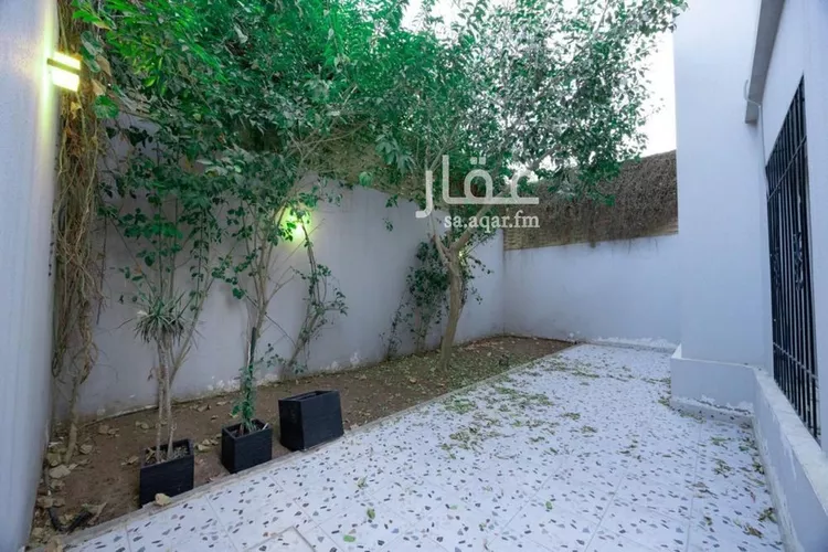 فيلا للبيع في شارع مناظر, حي النرجس, مدينة الرياض, منطقة الرياض صورة 2