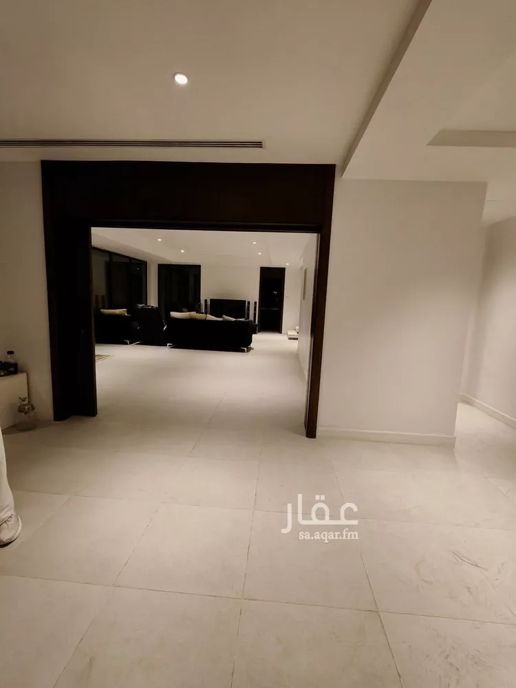 فيلا للبيع في شارع الدامه, حي العارض, مدينة الرياض, منطقة الرياض صورة 5