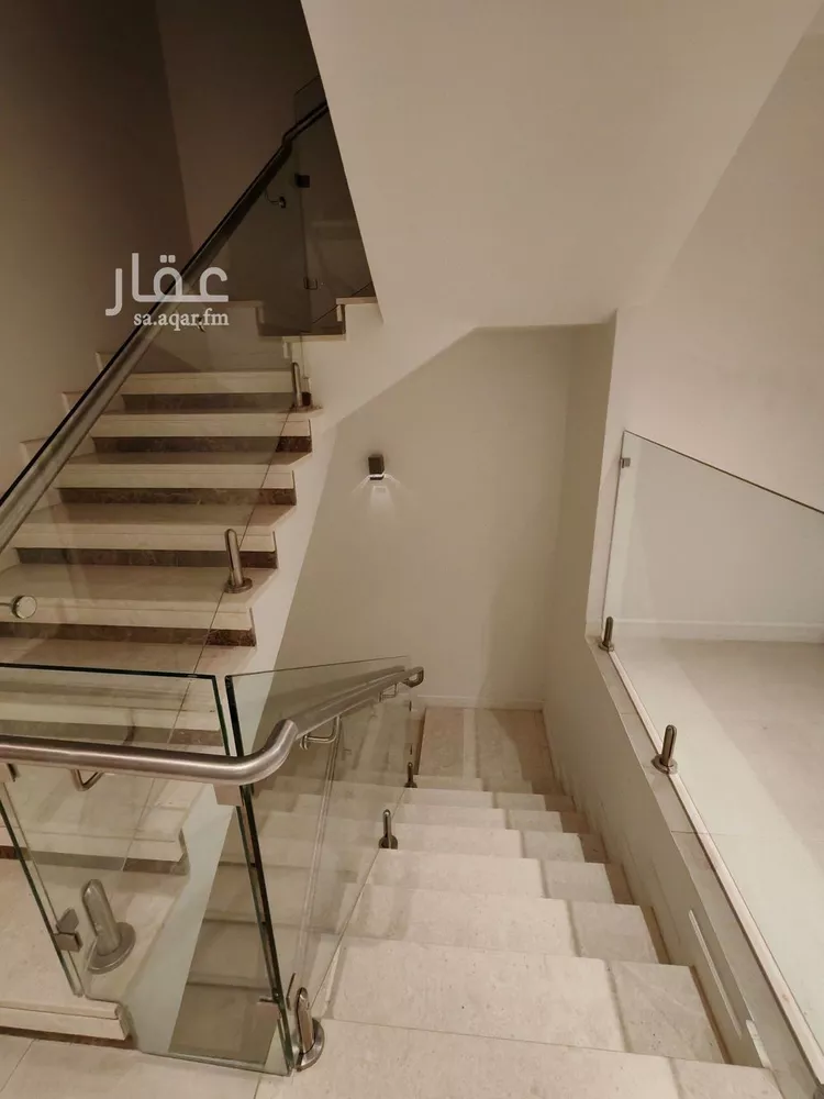 فيلا للبيع في شارع الدامه, حي العارض, مدينة الرياض, منطقة الرياض 21