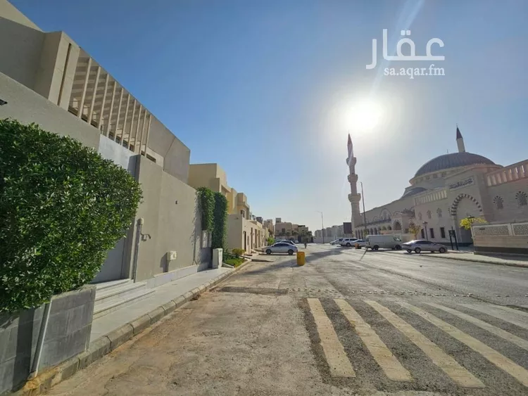 فيلا للبيع في شارع محمد العجيان, حي القيروان, مدينة الرياض, منطقة الرياض 24