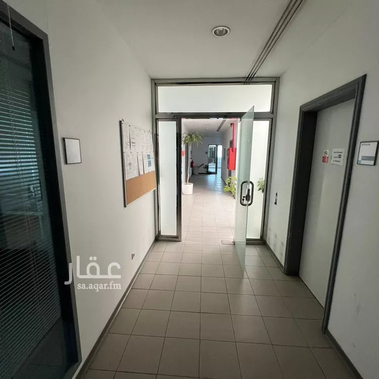 مكتب تجاري للإيجار في شارع وادي رحمة, حي غرناطة, مدينة الرياض, منطقة الرياض 21