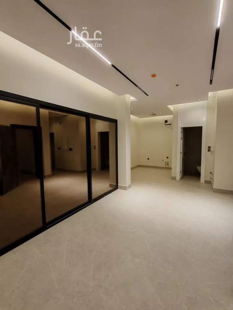 عمارة للإيجار في شارع عبدالعزيز أبا حسين, حي المرسلات, مدينة الرياض, منطقة الرياض 8