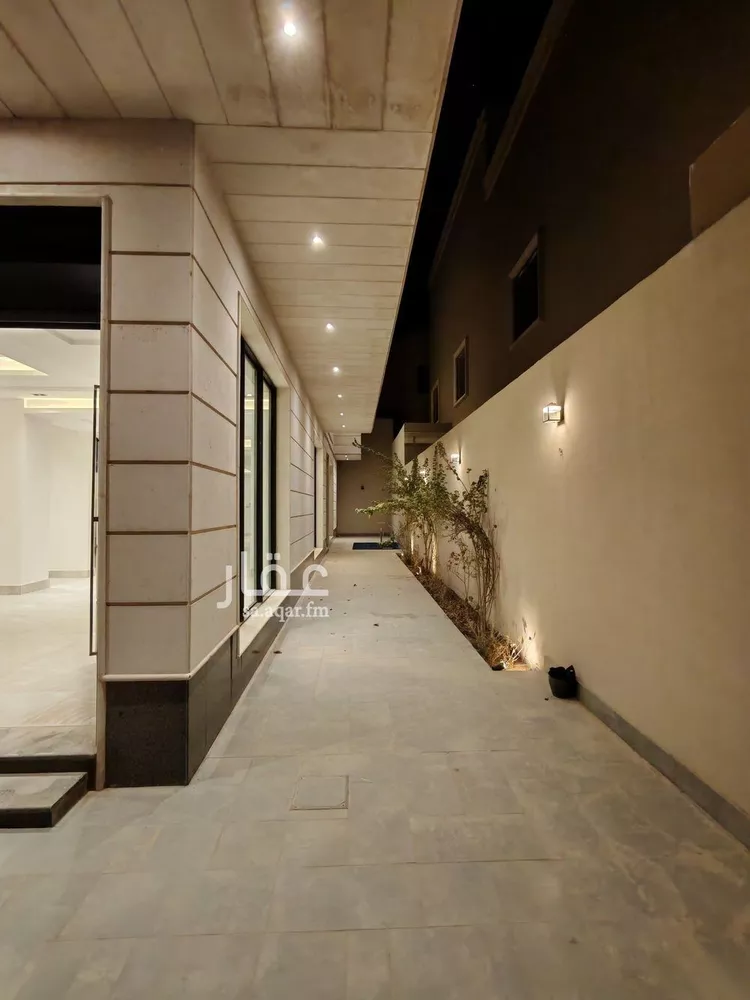 Villa for Sale in Riyadh Al Arid 15