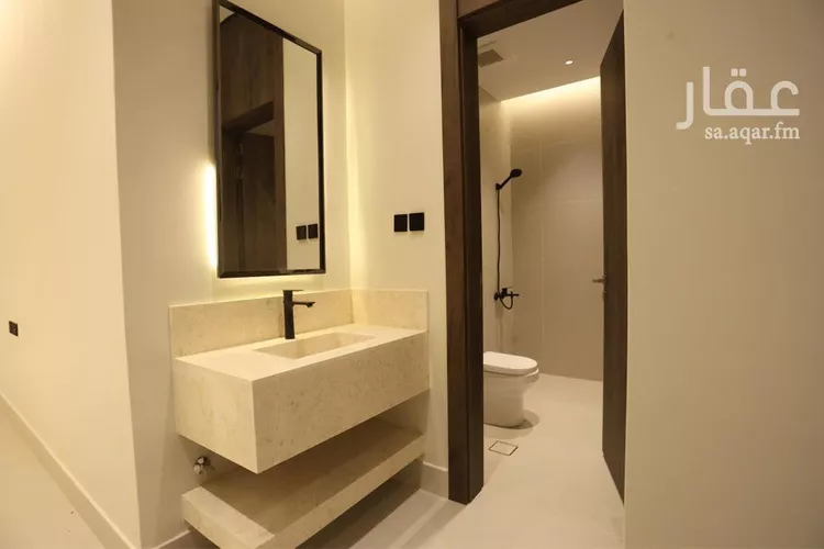 دور للبيع في شارع المحدار, حي المعيزيلة, مدينة الرياض, منطقة الرياض صورة 2