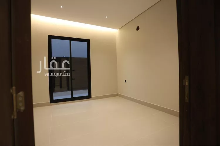 دور للبيع في شارع المحدار, حي المعيزيلة, مدينة الرياض, منطقة الرياض صورة 5