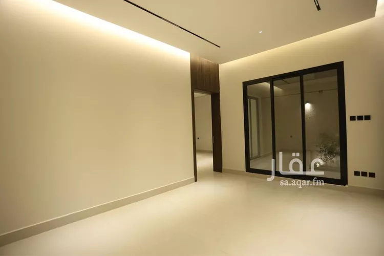 دور للبيع في شارع المحدار, حي المعيزيلة, مدينة الرياض, منطقة الرياض صورة 2