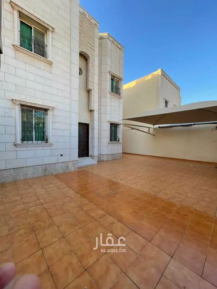 فيلا للبيع في شارع القمر, حي إشبيلية, مدينة الرياض, منطقة الرياض صورة 3