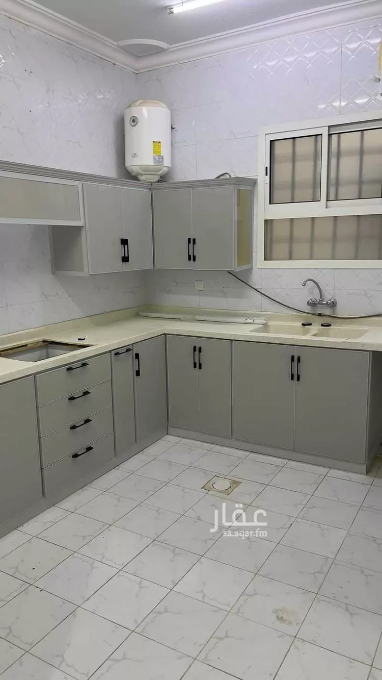 شقة للإيجار في شارع علي بن أبي طاهر, حي السعادة, مدينة الرياض, منطقة الرياض