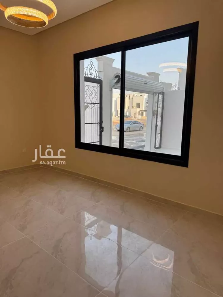 فيلا للبيع في شارع المحدار, حي المعيزيلة, مدينة الرياض, منطقة الرياض صورة 3
