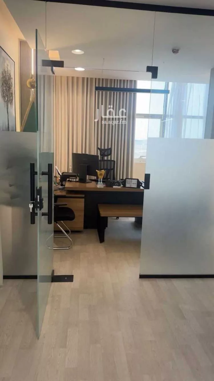 Commercial Office for Rent in Dammam Al Faisaliah صورة 4