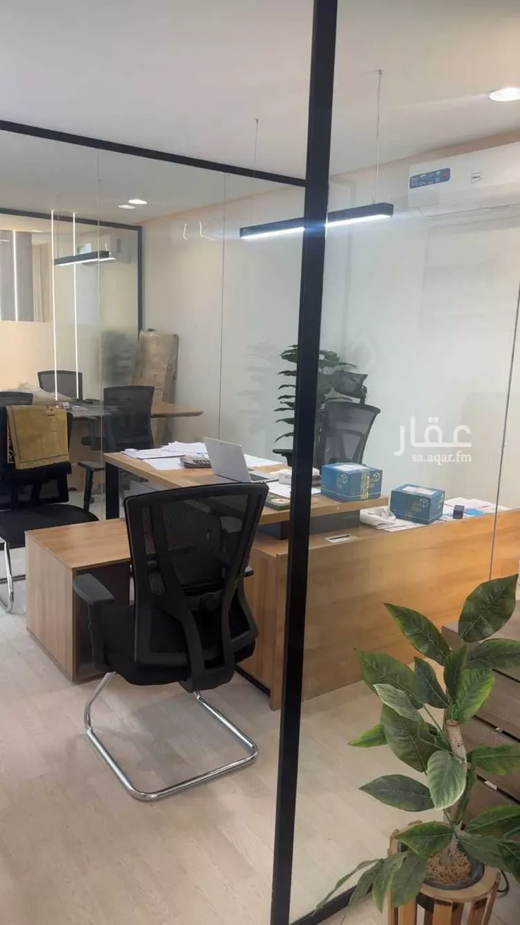 مكتب تجاري للإيجار في شارع أبو بكر الصديق ، حي المنار ، الدمام ، الدمام صورة 3