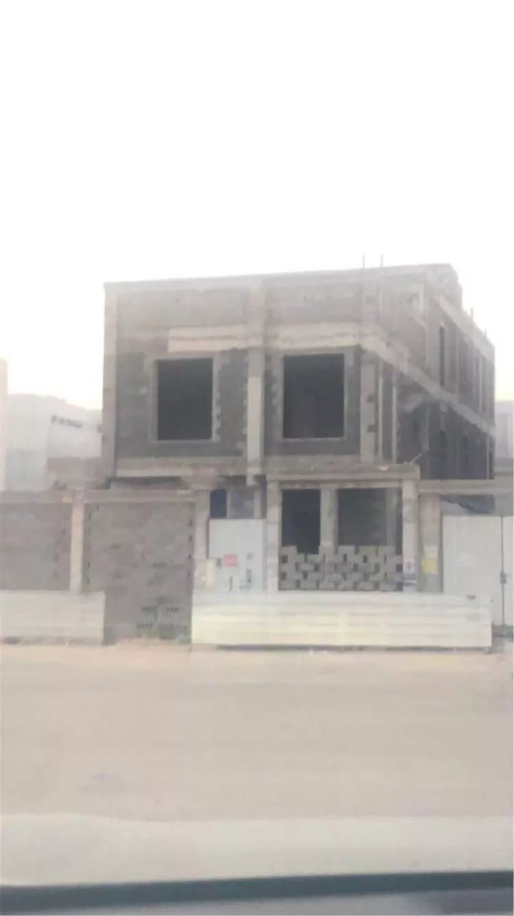 فيلا للبيع في شارع ابو الحسن المصري, المنتزه, الدمام
