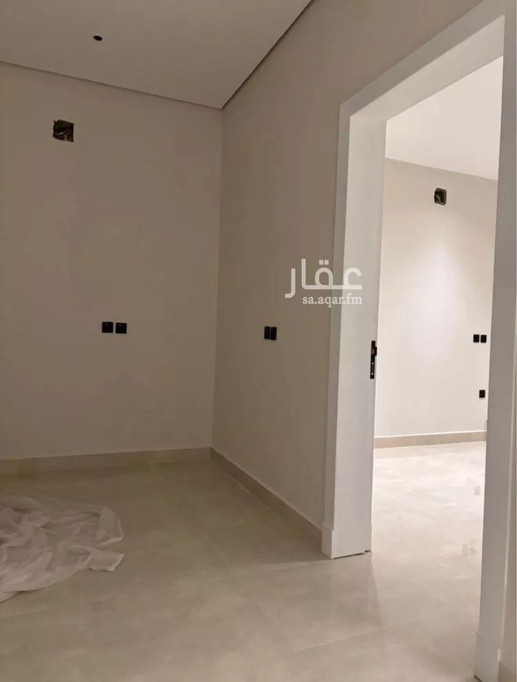 فيلا للبيع في شارع إسماعيل البيهقي, حي عكاظ, مدينة الرياض, منطقة الرياض