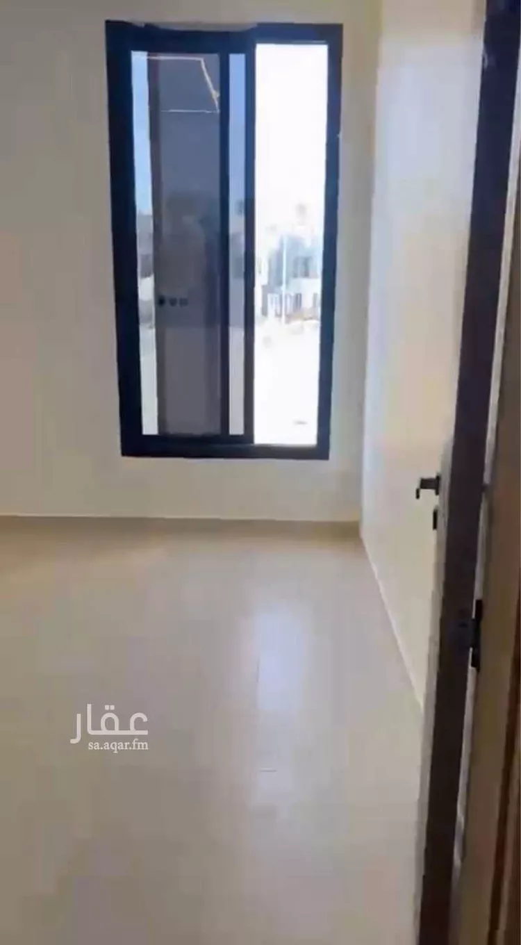 دور للبيع في شارع احمد بن عتمه, حي النظيم, مدينة الرياض, منطقة الرياض صورة 4