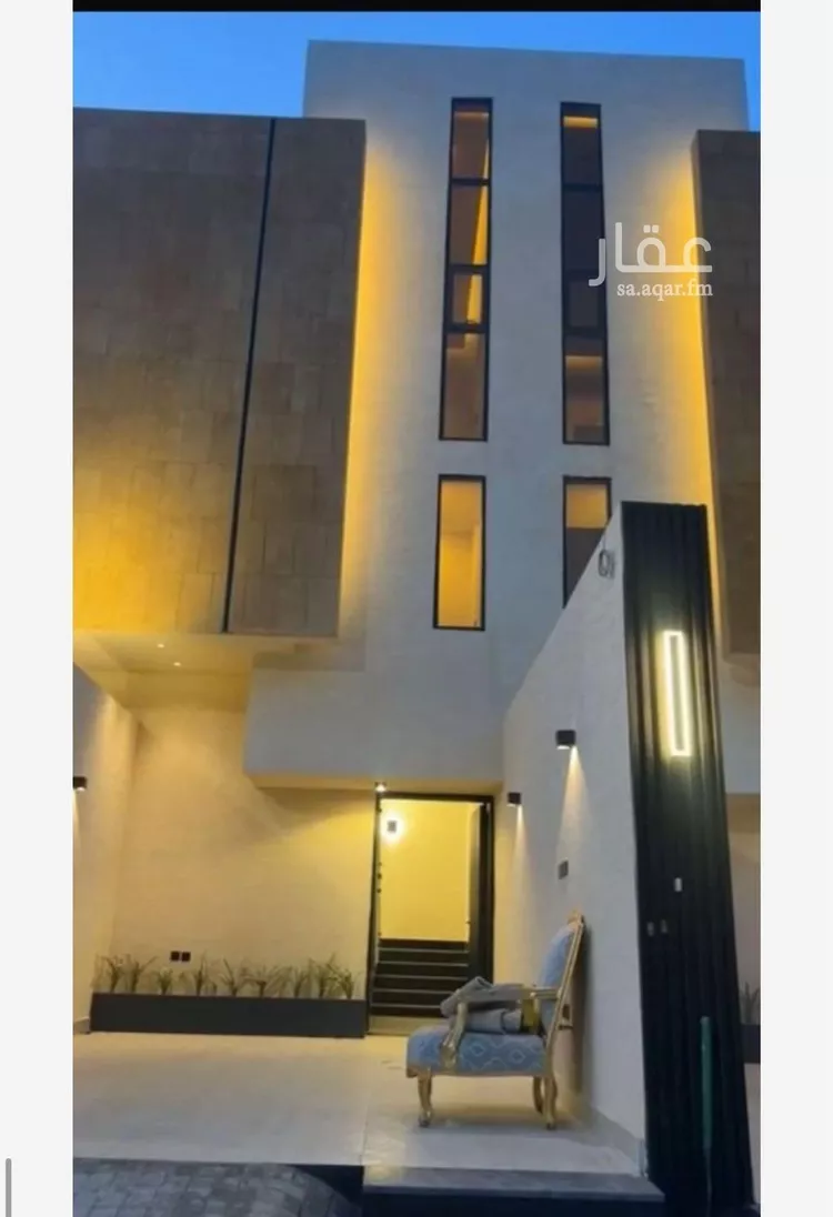 فيلا للبيع في شارع إسماعيل البيهقي, حي عكاظ, مدينة الرياض, منطقة الرياض صورة 2