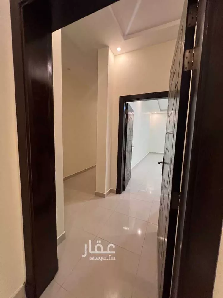 فيلا للبيع في شارع أحمد بن ميسر, حي حطين, مدينة الرياض, منطقة الرياض صورة 3