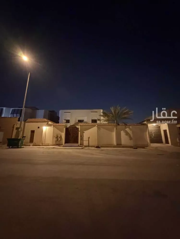 فيلا للبيع في شارع المبارك الدينوري, حي ظهرة البديعة, مدينة الرياض, منطقة الرياض
