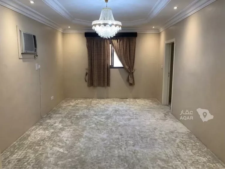 فيلا للبيع في شارع المبارك الدينوري, حي ظهرة البديعة, مدينة الرياض, منطقة الرياض 8