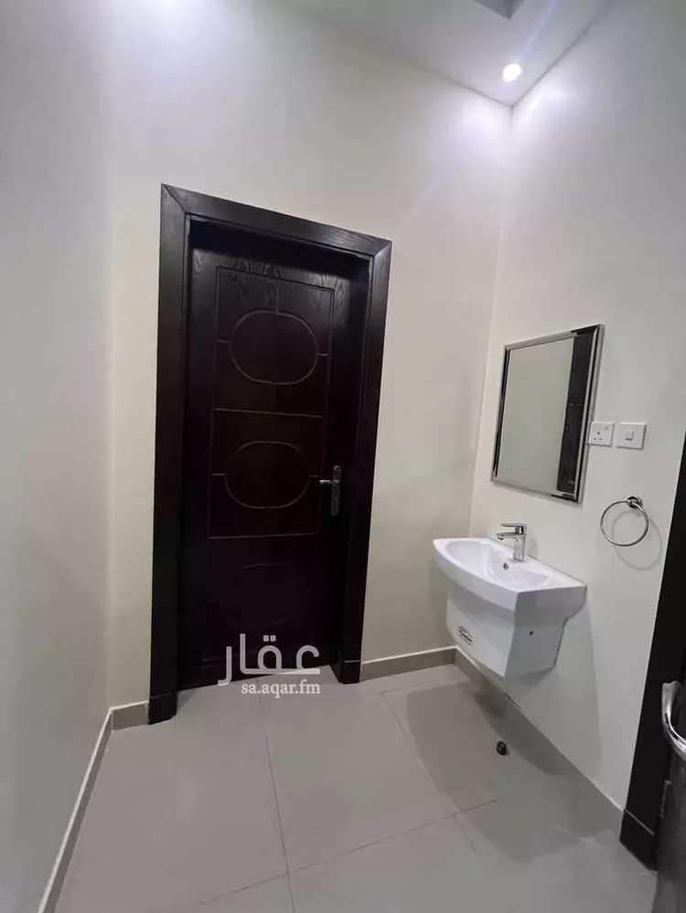 فيلا للبيع في شارع أحمد بن ميسر, حي حطين, مدينة الرياض, منطقة الرياض صورة 5