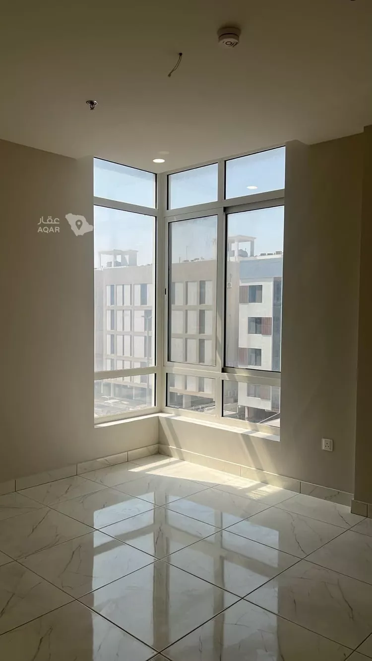 شقة للإيجار في شارع النعيرية, حي الحمراء, مدينة الخبر, المنطقة الشرقية 4