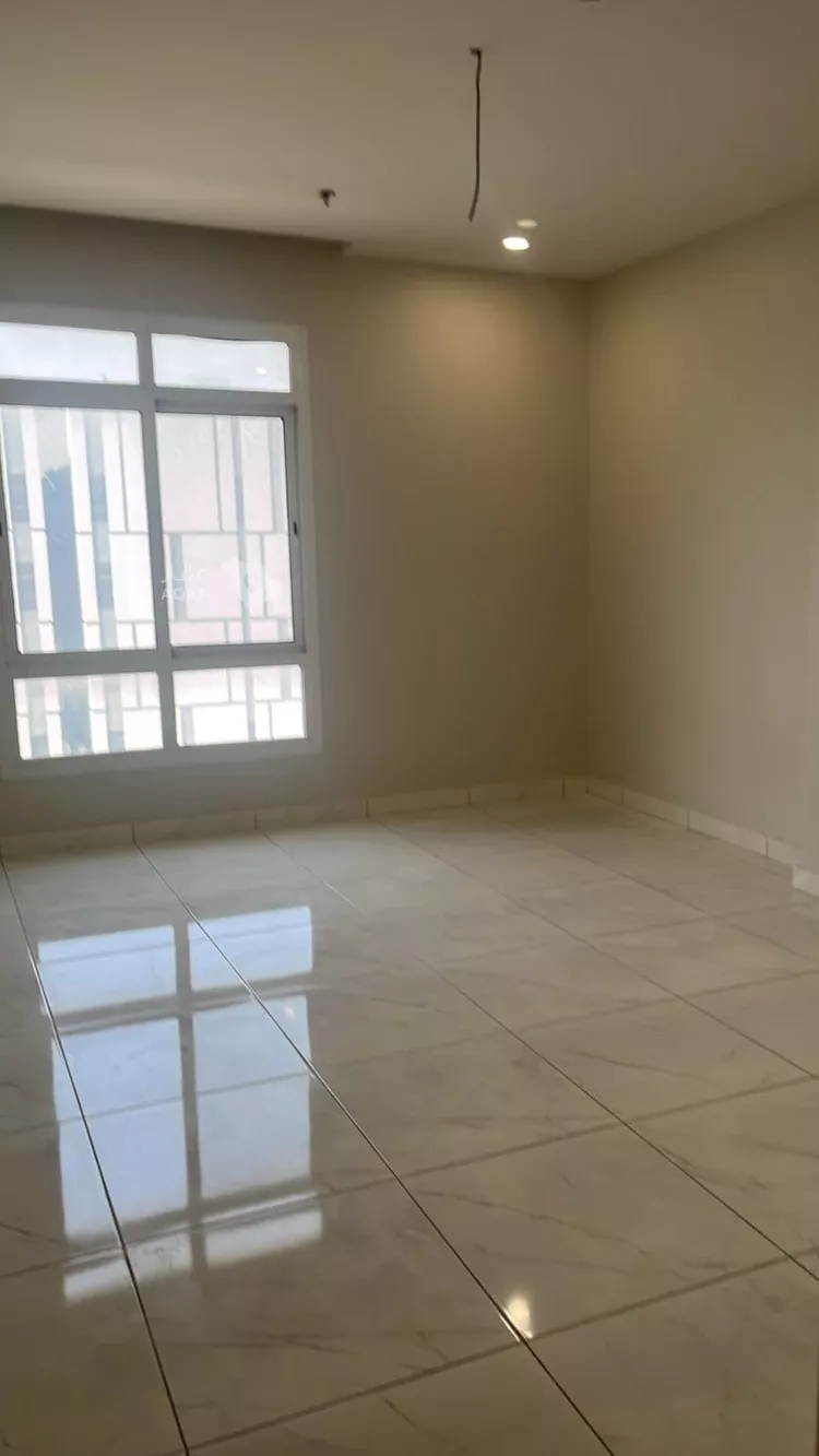 شقة للإيجار في شارع النعيرية, حي الحمراء, مدينة الخبر, المنطقة الشرقية 3