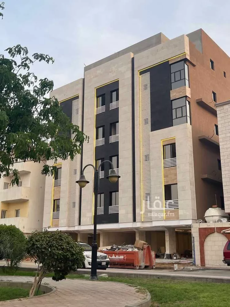 عمارة للبيع في شارع عبدالرحمن بن غنام ، حي البوادي ، جدة ، جدة