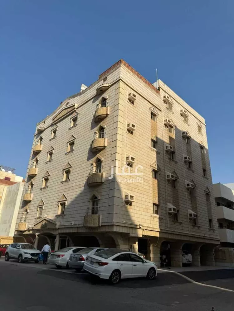 عمارة للبيع في شارع الحنفي, حي الروضة, مدينة جدة, منطقة مكة المكرمة
