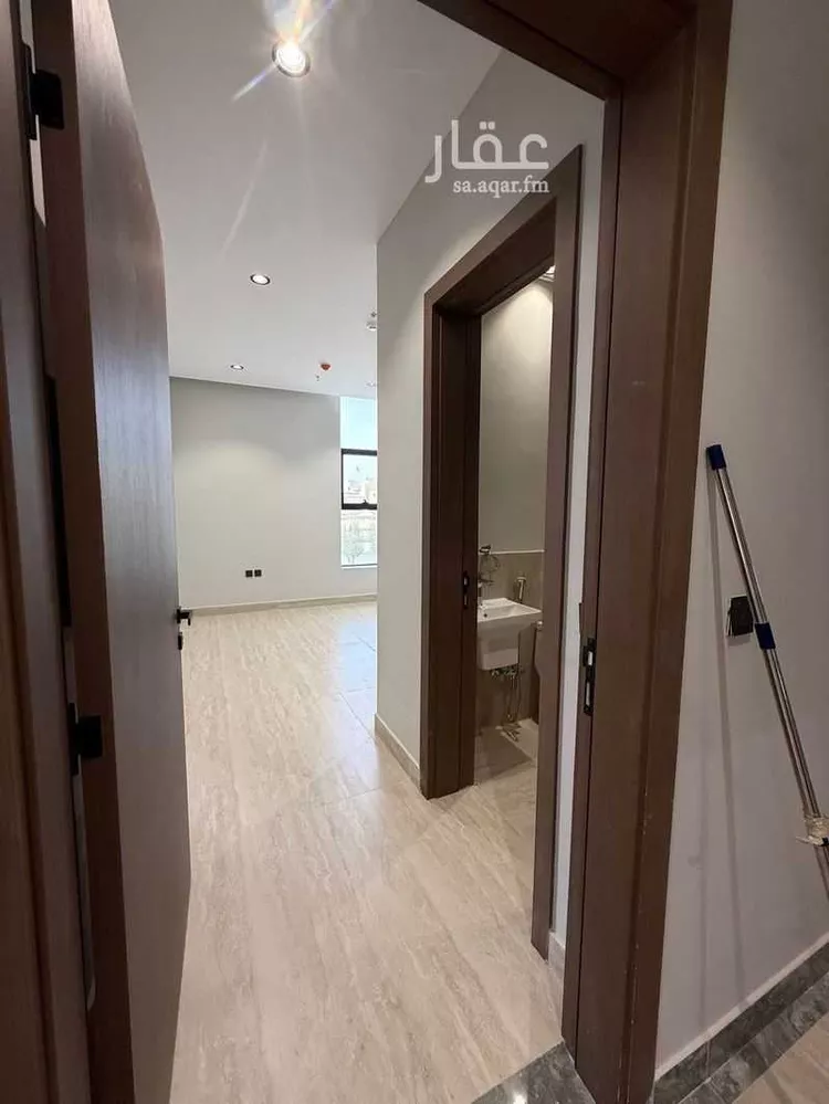 عمارة للإيجار في شارع  عيسى ابن سلمان خليفه, حي المعيزيلة, مدينة الرياض, منطقة الرياض صورة 5