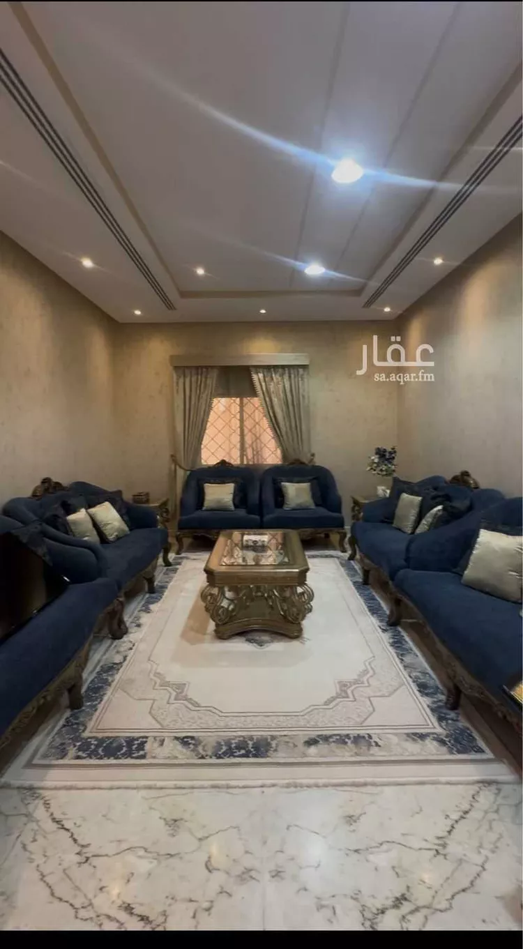 فيلا للبيع في شارع الورد, حي الملك عبدالله, مدينة الرياض, منطقة الرياض صورة 3