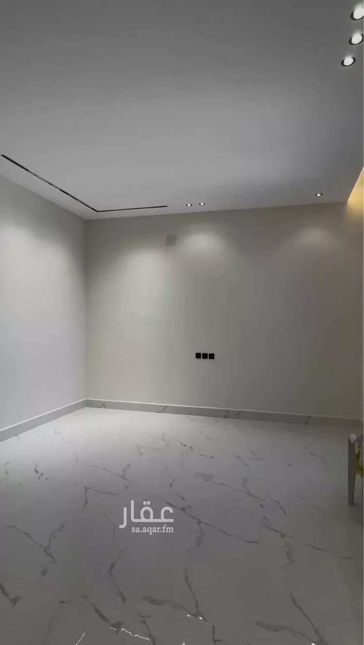 دور للبيع في شارع العين, حي النظيم, مدينة الرياض, منطقة الرياض صورة 4