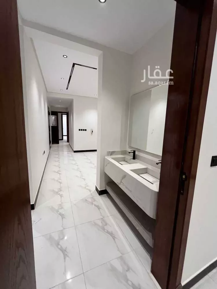 دور للبيع في شارع طريق ابها, حي الجنادرية, مدينة الرياض, منطقة الرياض 14